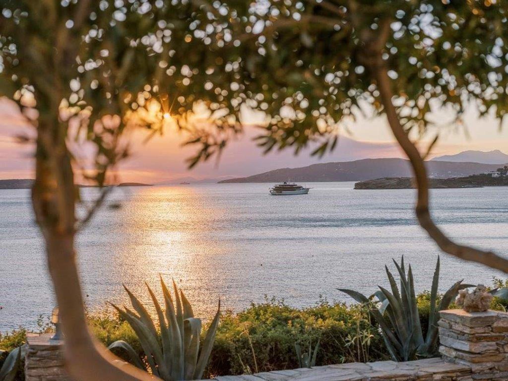 Aneroussa Beach Hotel Batsi  Luaran gambar