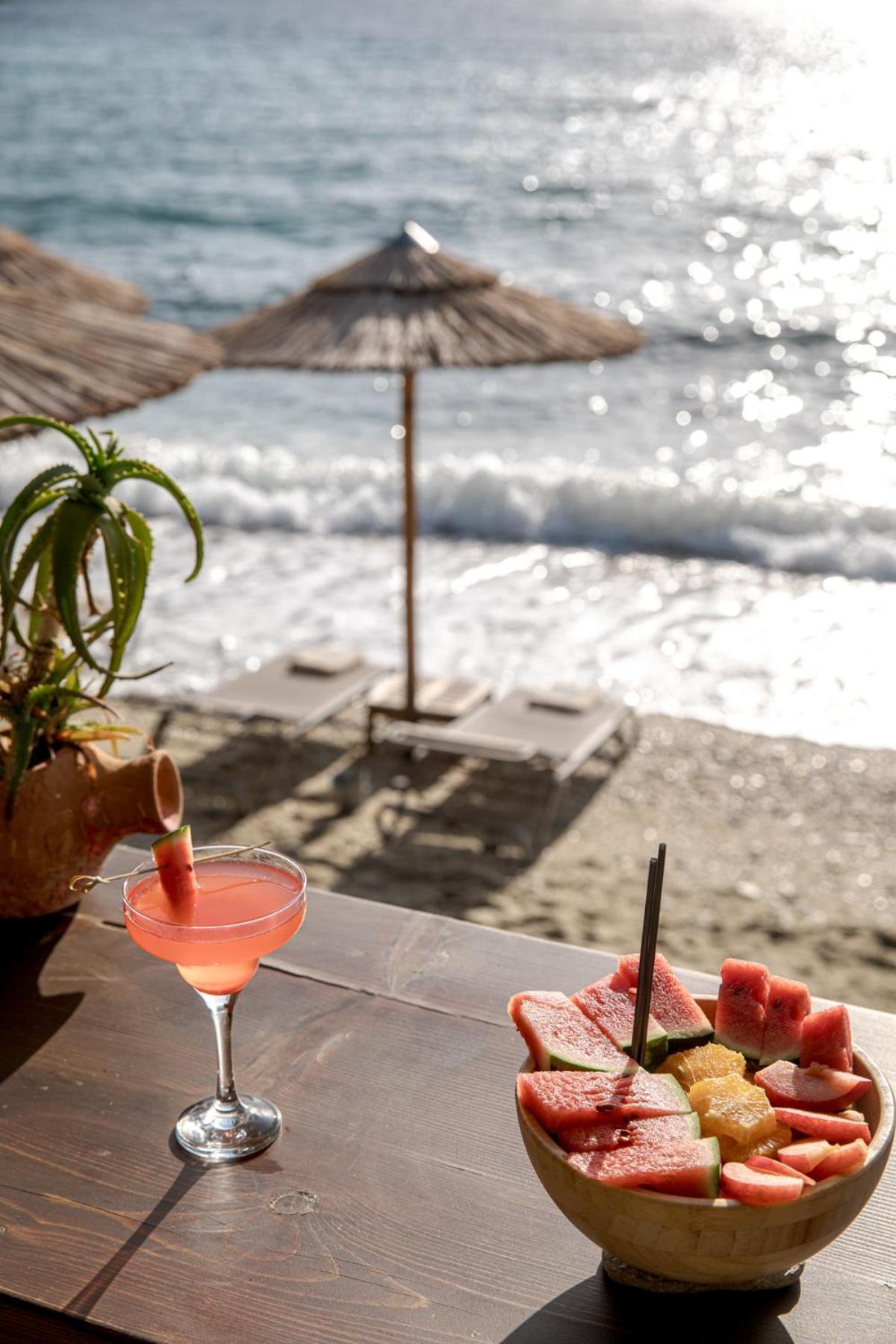 Aneroussa Beach Hotel Batsi  Luaran gambar