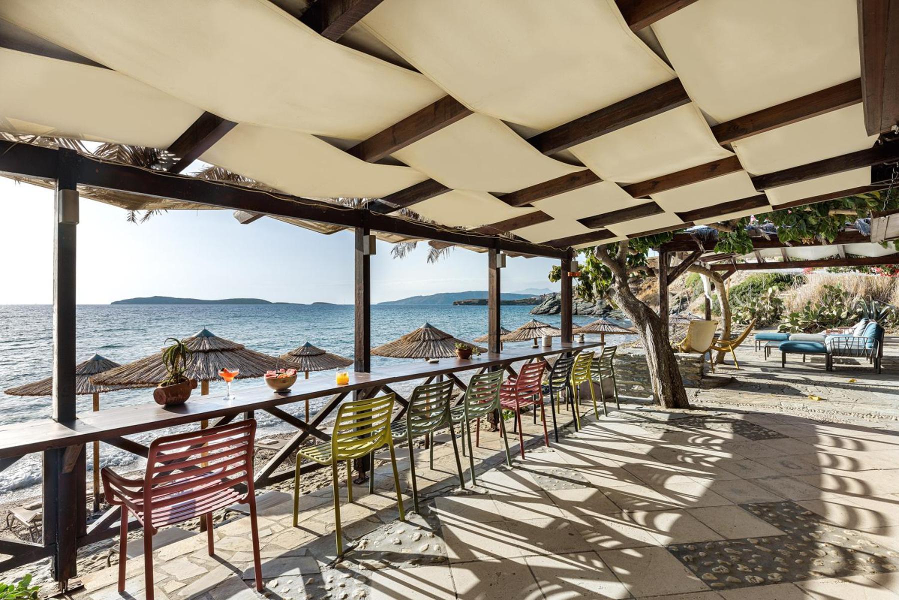Aneroussa Beach Hotel Batsi  Luaran gambar