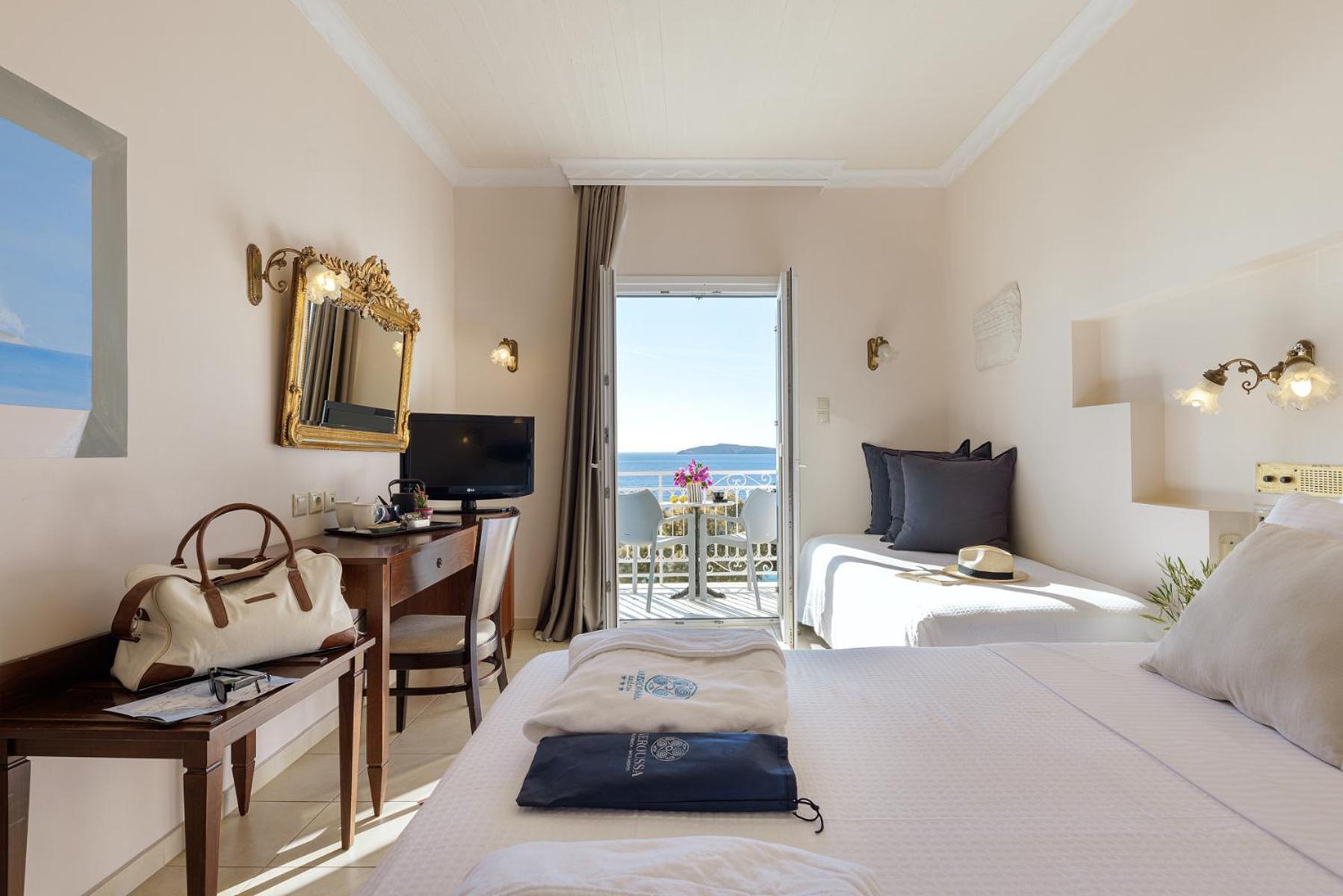 Aneroussa Beach Hotel Batsi  Luaran gambar